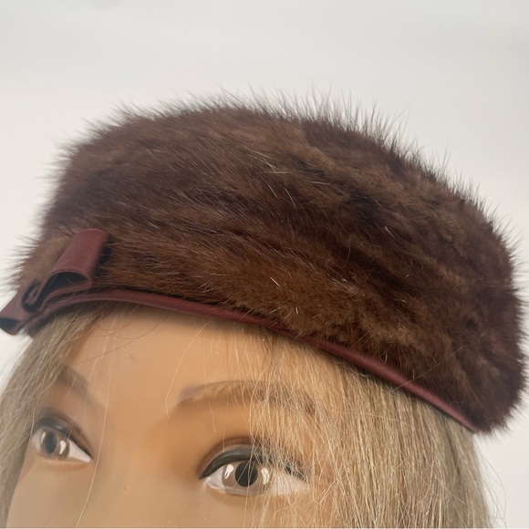 Vintage G. Fox 1950s-1960s Auburn Brown Mink Pillbox Fur Hat - Picture 6 of 9